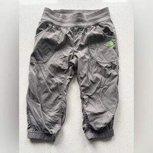 North Face girls capri Joggers girls size small